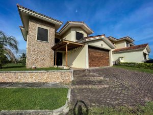 CASA 899.10 – PLAYA EN VISTA MAR VILLAGE – SAN CARLOS