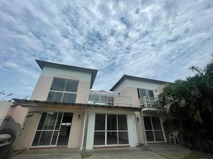 VENTA DE CASA  EN VILLAS DE DECAMERON – CALLE LAS VERANERAS