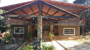 VENTA DE CASA EN ALTOS DE CERRO AZUL –  EL ALCAZAR .