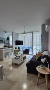 MODERNO APARTAMENTO EN EL CORAZON DE BELLA VISTA